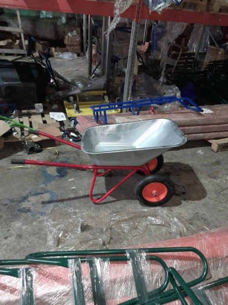 Тачка строительная 100 л 250 кг 422ZP двухколесная с пневмоколесом