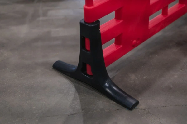 Опора треугольная ARGO черный